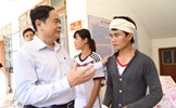 Chủ tịch Trần Thanh Mẫn chia sẻ, động viên nhân dân vùng tâm lũ Mường La