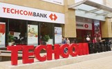 Chưa được hưởng lợi từ khoản vay, khách hàng của Techcombank đã “ngập đầu” trong nợ nần