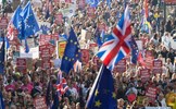 700.000 người Anh biểu tình lớn chưa từng có đòi bỏ phiếu Brexit lần 2