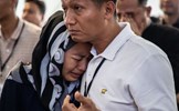 Vụ rơi máy bay Indonesia: Phi công quả cảm đã chiến đấu tới giây phút cuối cùng