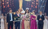Nam A Bank trao thẻ JCB cho tân Hoa hậu hoàn vũ Việt Nam 2019