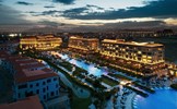 Khu nghỉ dưỡng Sheraton Grand Đà Nẵng nhận giải thưởng World Luxury Hotel Awards 2020