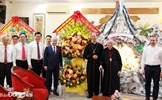 Chủ tịch Đỗ Văn Chiến chúc mừng Giáng sinh tại Tòa Giám mục Xuân Lộc