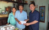 Phó Chủ tịch Nguyễn Hữu Dũng tặng quà gia đình chính sách tại tỉnh Bình Định