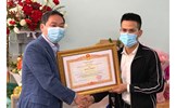 Anh Nguyễn Ngọc Mạnh nhận Bằng khen của Thủ tướng Chính phủ