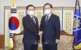 Chủ tịch Quốc hội Vương Đình Huệ hội kiến Thủ tướng Hàn Quốc Kim Bu-gyeom