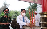 Đồng chí Nguyễn Trọng Nghĩa dâng hương tưởng niệm Anh hùng liệt sĩ