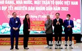 Chủ tịch Ủy ban Trung ương MTTQ Việt Nam tặng quà tết tại tỉnh Lạng Sơn
