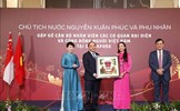 Chủ tịch nước gặp mặt cán bộ Đại sứ quán và cộng đồng người Việt tại Singapore  