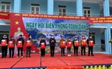 Phó Chủ tịch Trương Thị Ngọc Ánh chung vui Ngày hội Biên phòng toàn dân với nhân dân tỉnh Cao Bằng
