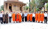Phó Thủ tướng Phạm Bình Minh thăm, chúc Tết đồng bào Khmer tại Sóc Trăng