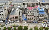 Xác nhận trên 60 người mắc kẹt và mất tích trong vụ sập tòa nhà ở Trung Quốc