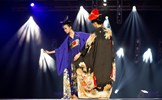  Kobayashi Eiko - Người kể câu chuyện thời đại qua trang phục kimono
