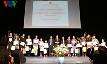 Vinh danh sinh viên, học sinh xuất sắc người Việt tại Séc