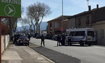 Hiện trường vụ nổ súng và bắt cóc con tin tại Pháp