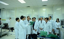 Phái đoàn cấp cao của Triều Tiên đến thăm tổ hợp nghiên cứu, sản xuất thiết bị dân sự của Viettel