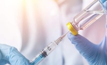 Vaccine ngừa Covid-19 có thể sẵn sàng vào cuối tháng 10 tại Mỹ