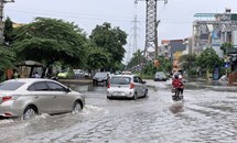 Hà Nội và các tỉnh miền Bắc mưa lớn, cảnh báo ngập úng cục bộ