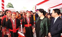 Chủ tịch Quốc hội Nguyễn Thị Kim Ngân dự Ngày hội Đại đoàn kết toàn dân tộc tỉnh Yên Bái