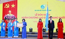 Phụ nữ Việt Nam - những chặng đường vẻ vang dưới cờ Đảng quang vinh