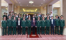 Chủ tịch Quốc hội Nguyễn Thị Kim Ngân thăm, làm việc với Quân khu 4