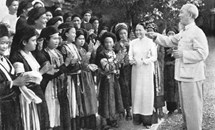 Vận dụng tư tưởng Hồ Chí Minh về giải phóng phụ nữ trong sự nghiệp đẩy mạnh toàn diện, đồng bộ công cuộc đổi mới, hội nhập và phát triển đất nước