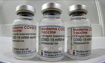 EU cho phép tiêm vaccine của Moderna cho trẻ vị thành niên