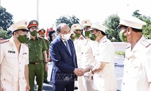 Chủ tịch nước Nguyễn Xuân Phúc kiểm tra công tác đặc xá tại Bắc Giang