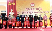 Phó Chủ tịch Thường trực Quốc hội dự Ngày hội 'Đại đoàn kết toàn dân tộc' tại Nam Định