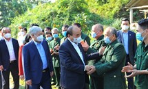 Hình ảnh Chủ tịch nước và Chủ tịch UBTƯ MTTQ Việt Nam Đỗ Văn Chiến thăm, tặng quà tại tỉnh Hà Giang