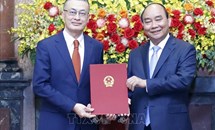 Chủ tịch nước Nguyễn Xuân Phúc trao Quyết định bổ nhiệm Đại sứ Việt Nam tại các nước