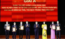 Phát triển năng lực bảo vệ nền tảng tư tưởng của Đảng cho đội ngũ giảng viên lý luận chính trị ở Việt Nam hiện nay