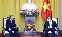 Chủ tịch nước Nguyễn Xuân Phúc tiếp Đặc phái viên của Tổng thống Hoa Kỳ