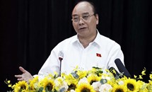 Chủ tịch nước Nguyễn Xuân Phúc tiếp xúc cử tri ở TP Hồ Chí Minh