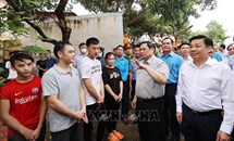 ​Thủ tướng Phạm Minh Chính gặp gỡ, đối thoại với công nhân lao động