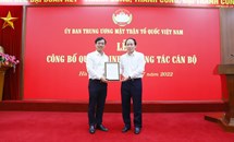 Trao Quyết định bổ nhiệm Chánh Văn phòng Cơ quan UBTƯ MTTQ Việt Nam