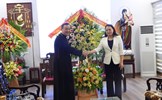 Phó Chủ tịch - Tổng Thư ký UBTƯ MTTQ Việt Nam Nguyễn Thị Thu Hà thăm và chúc mừng Tòa Giám mục Giáo phận Bắc Ninh nhân Đại lễ Phục sinh 2024