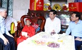 Chủ tịch Đỗ Văn Chiến thăm, tặng quà Trung tâm Điều dưỡng thương binh Lạng Giang, tỉnh Bắc Giang
