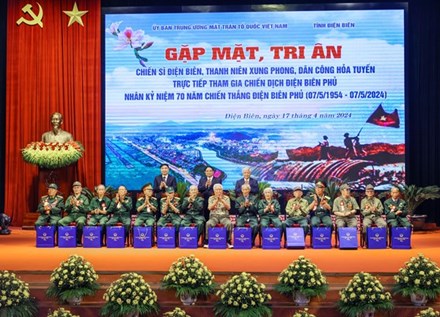 Chương trình gặp mặt, tri ân chiến sĩ, thanh niên xung phong, dân công hỏa tuyến tham gia chiến dịch Điện Biên Phủ tại tỉnh Điện Biên